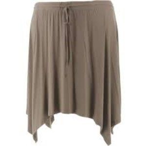 NWT HALSTON HANDKERCHIEF HEM EARTH GREEN SKIRT 2X